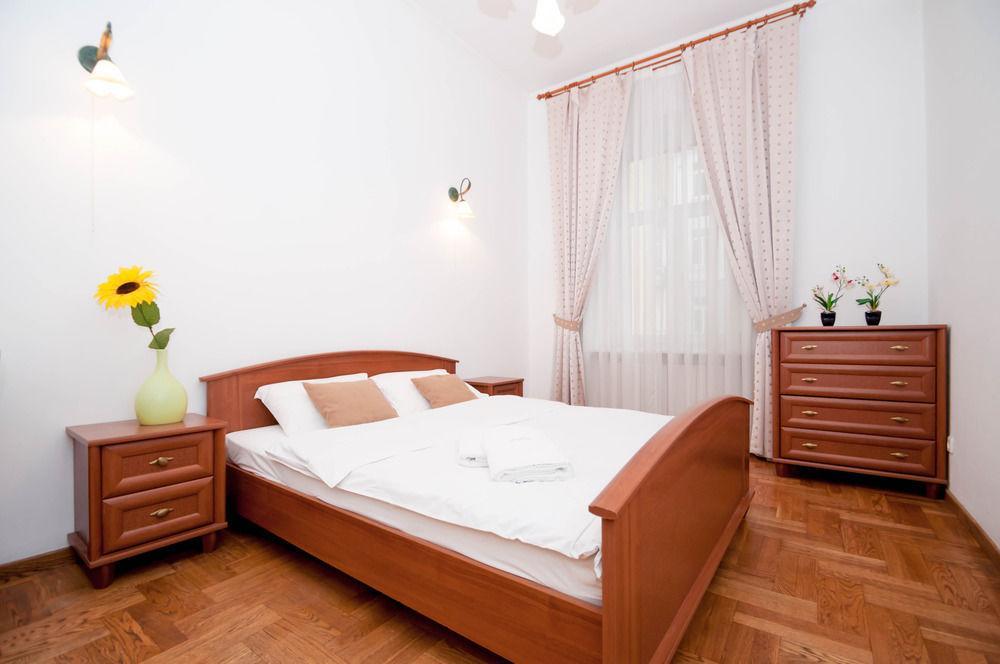 Hostel Kreschatik Kijev Kültér fotó